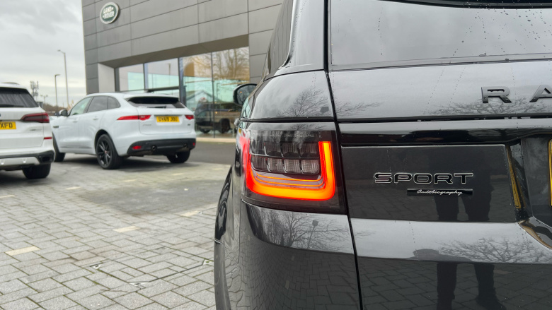 Land Rover Range Rover Sport 3.0 D300 Autobiography Dynamic 5dr Auto Diesel Estate